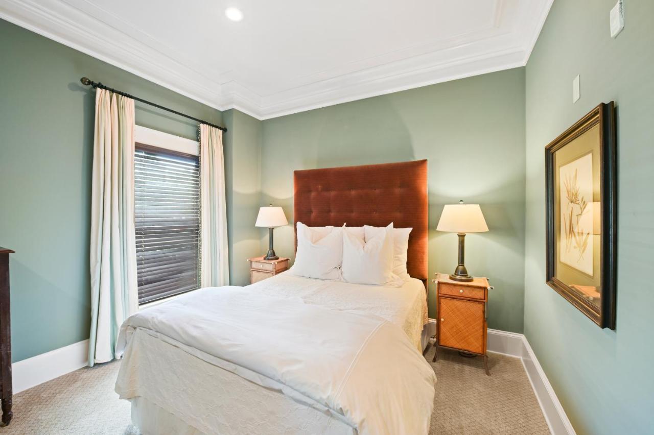 The James Madison Inn Экстерьер фото